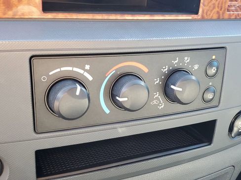 Used 2006 Dodge Ram 3500 Truck SLT w/ Quad Cab Big Horn Value Group image 22