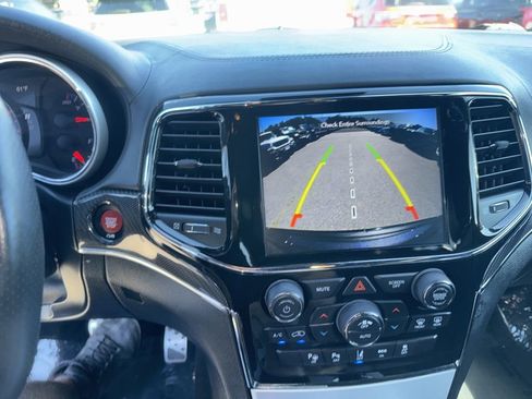 Used 2021 Jeep Grand Cherokee SRT AWD/4WD image 14