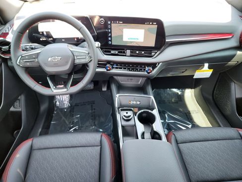 New 2027 Chevrolet Equinox RS w/ Safety and Technology Package AWD/4WD image 11