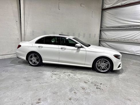 Used 2019 Mercedes-Benz E 300 image 6