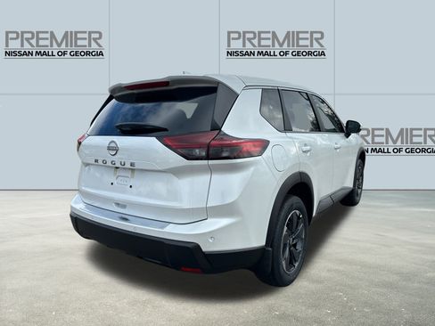 New 2026 Nissan Rogue SV image 5