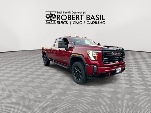 Used 2024 GMC Sierra 2500 AT4 w/ AT4 Premium Plus Package AWD/4WD image 2
