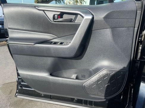 Used 2025 Toyota RAV4 LE image 18