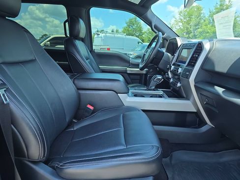 Used 2020 Ford F150 Lariat w/ Equipment Group 502A Luxury AWD/4WD image 32