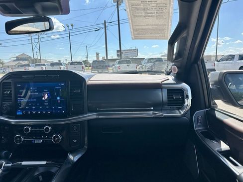 Used 2021 Ford F150 Lariat w/ Equipment Group 502A High image 16