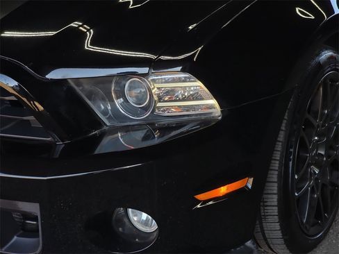 Used 2014 Ford Mustang Shelby GT500 w/ Equipment Group 821A image 22