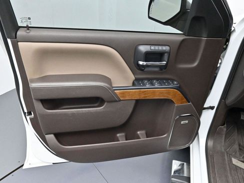 Used 2017 Chevrolet Silverado 1500 LTZ w/ High Desert Package image 10