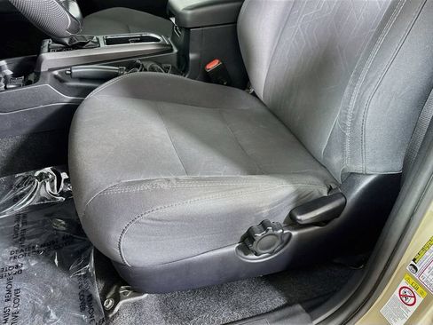 Used 2019 Toyota Tacoma TRD Off-Road w/ Technology Package AWD/4WD image 21