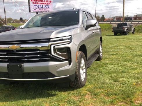 Used 2025 Chevrolet Tahoe LT AWD/4WD image 4