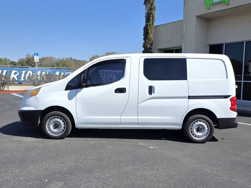 Used 2016 Chevrolet City Express LT image 8