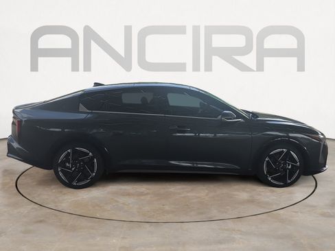 Certified 2025 Kia K4 GT-Line w/ GT-Line Sunroof Package FWD image 9