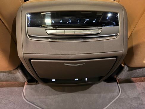 Used 2024 Cadillac Escalade Sport w/ Touring Package image 37