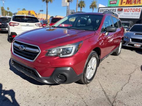 Used 2019 Subaru Outback 2.5i image 5