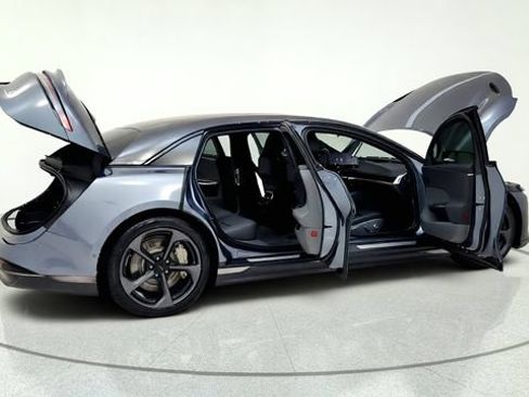 Used 2024 Lucid Air Touring AWD/4WD image 19