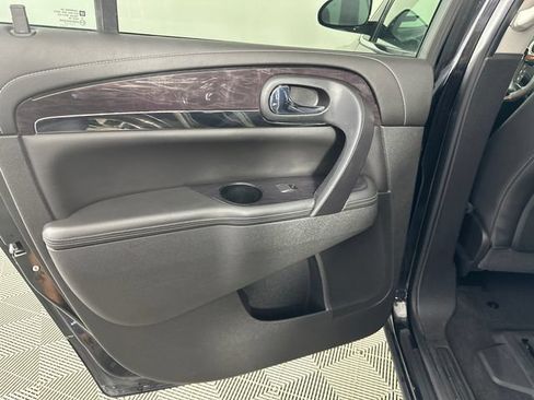 Used 2017 Buick Enclave Leather w/ Enclave Sport Touring Edition AWD/4WD image 12