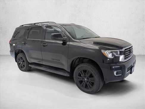 Used 2022 Toyota Sequoia TRD Sport AWD/4WD image 3