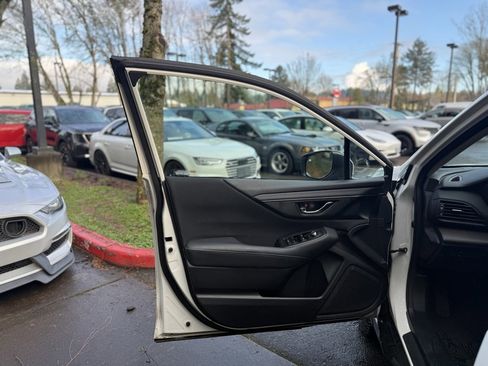 Used 2021 Subaru Outback Premium image 24