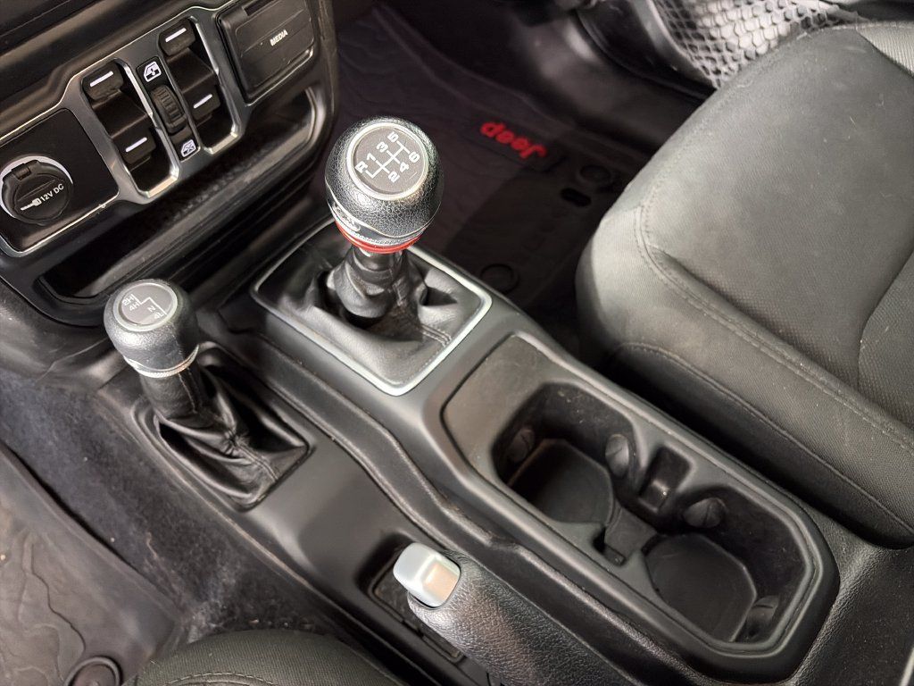 Used 2020 Jeep Gladiator Sport w/ Quick Order Package 23S AWD/4WD image 23