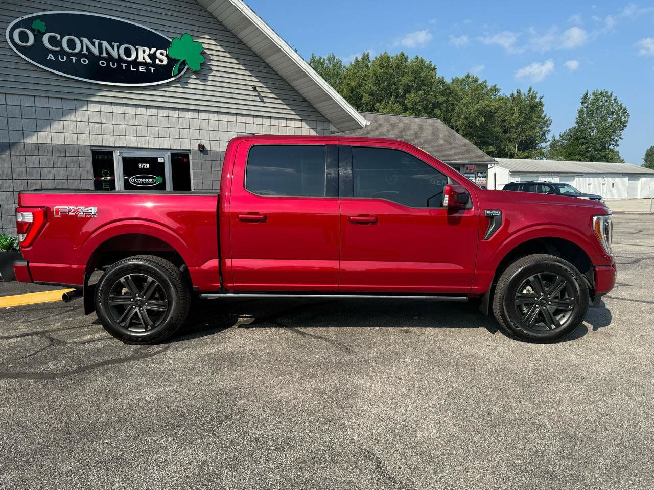 Used 2021 Ford F150 Lariat w/ Equipment Group 502A High AWD/4WD image 2