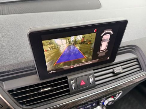 Used 2018 Audi SQ5 Premium Plus w/ S Sport Package image 25