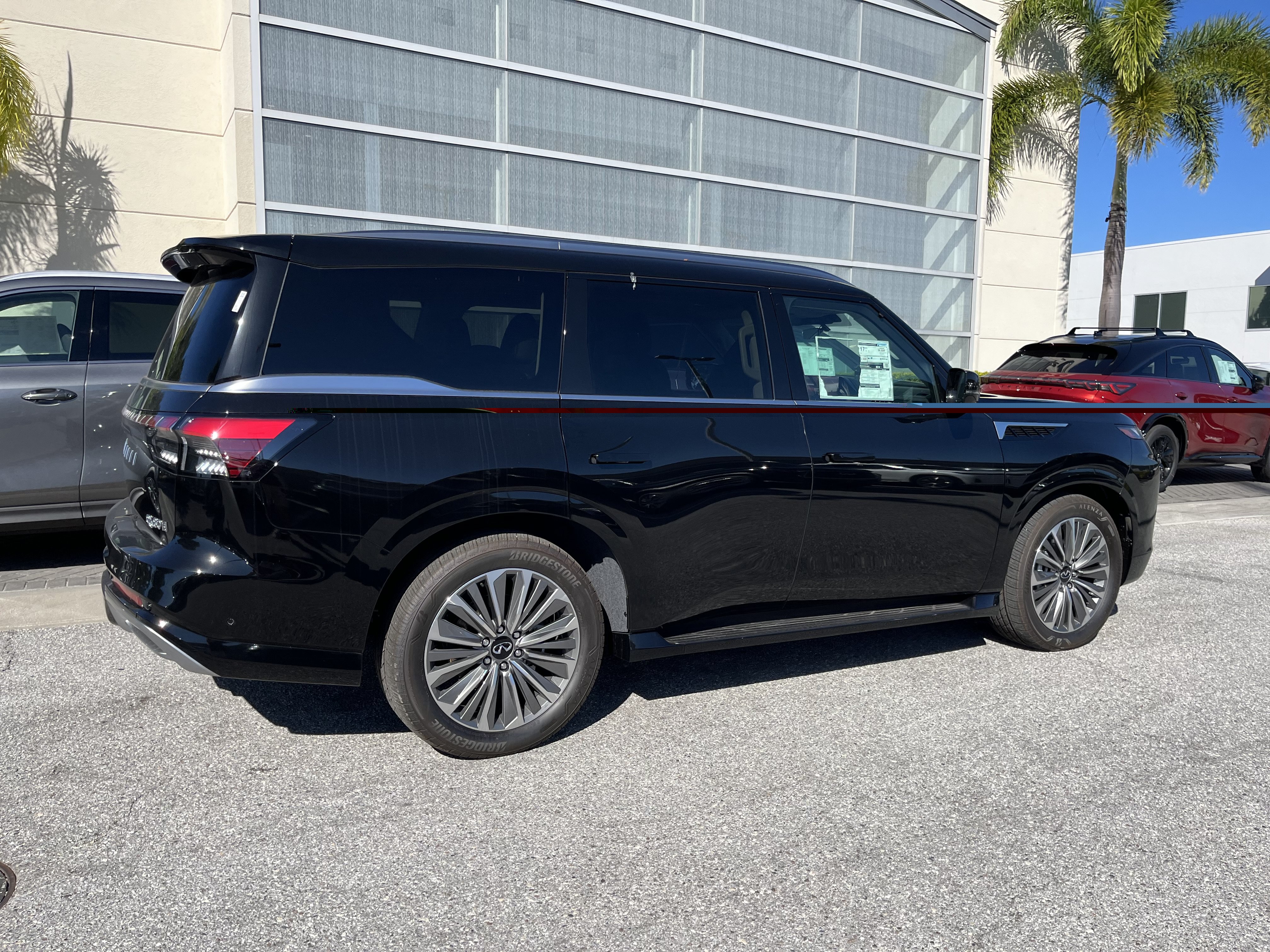 New 2027 INFINITI QX80 Luxe w/ Cargo Package RWD image 5