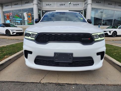 Used 2024 Dodge Durango GT image 2
