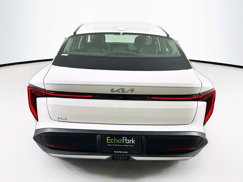 Used 2025 Kia K4 LXS image 7