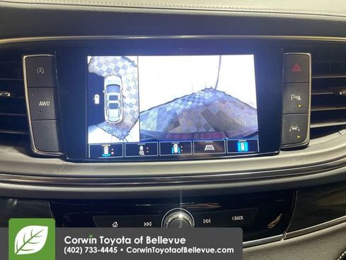 Used 2024 Buick Enclave Premium image 19