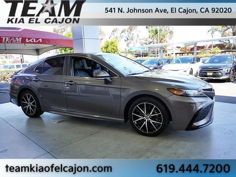 Used 2023 Toyota Camry SE w/ Protection Package (Q2) (TMS) FWD image 10