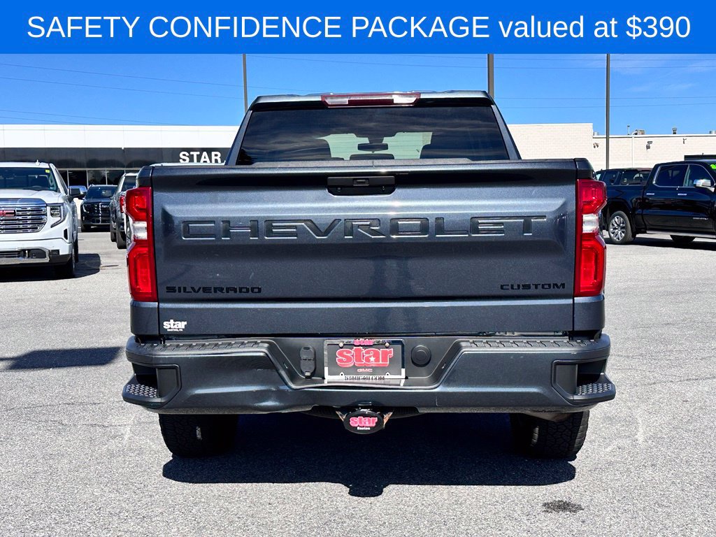 Certified 2021 Chevrolet Silverado 1500 Custom w/ LPO, Dark Essentials Package AWD/4WD image 9