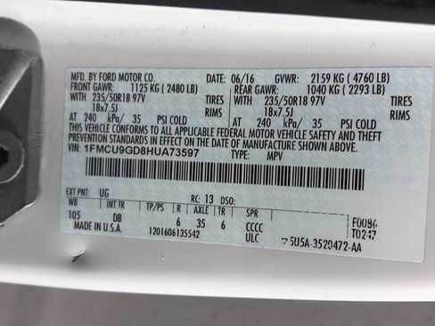 Certified 2017 Ford Escape SE w/ SE Leather Comfort Package image 8