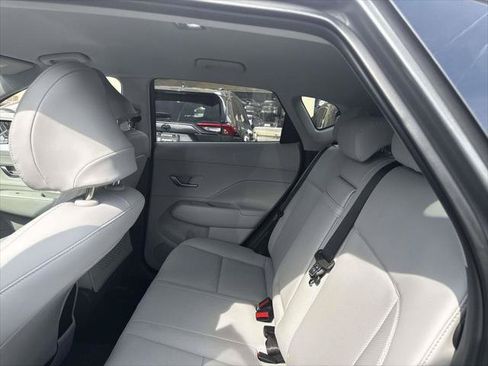 Used 2026 Hyundai Kona SEL Premium AWD/4WD image 11