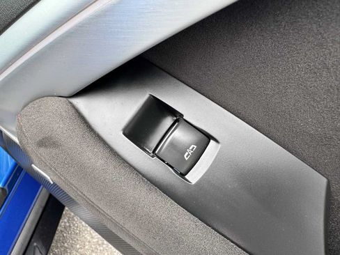 Used 2018 Chevrolet Camaro ZL1 RWD image 37