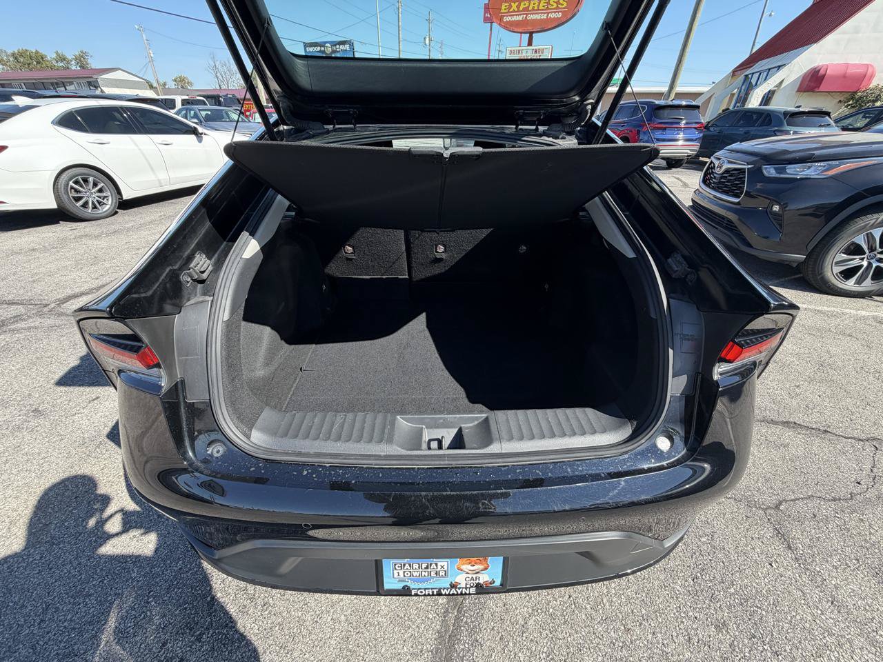Used 2024 Toyota Prius LE FWD image 10