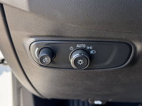Used 2024 Chevrolet Equinox RS w/ RS Leather Package FWD image 23