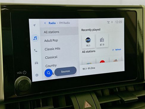 Used 2025 Toyota RAV4 LE image 19