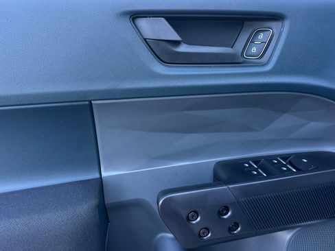 New 2026 Ford Maverick XL image 10