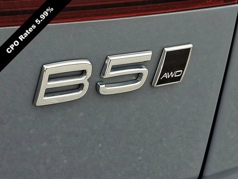 Certified 2024 Volvo V60 B5 Cross Country Plus AWD/4WD image 33