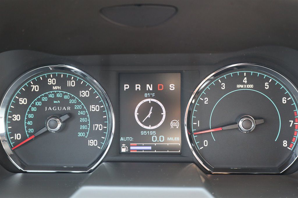 Used 2013 Jaguar XF R RWD image 30