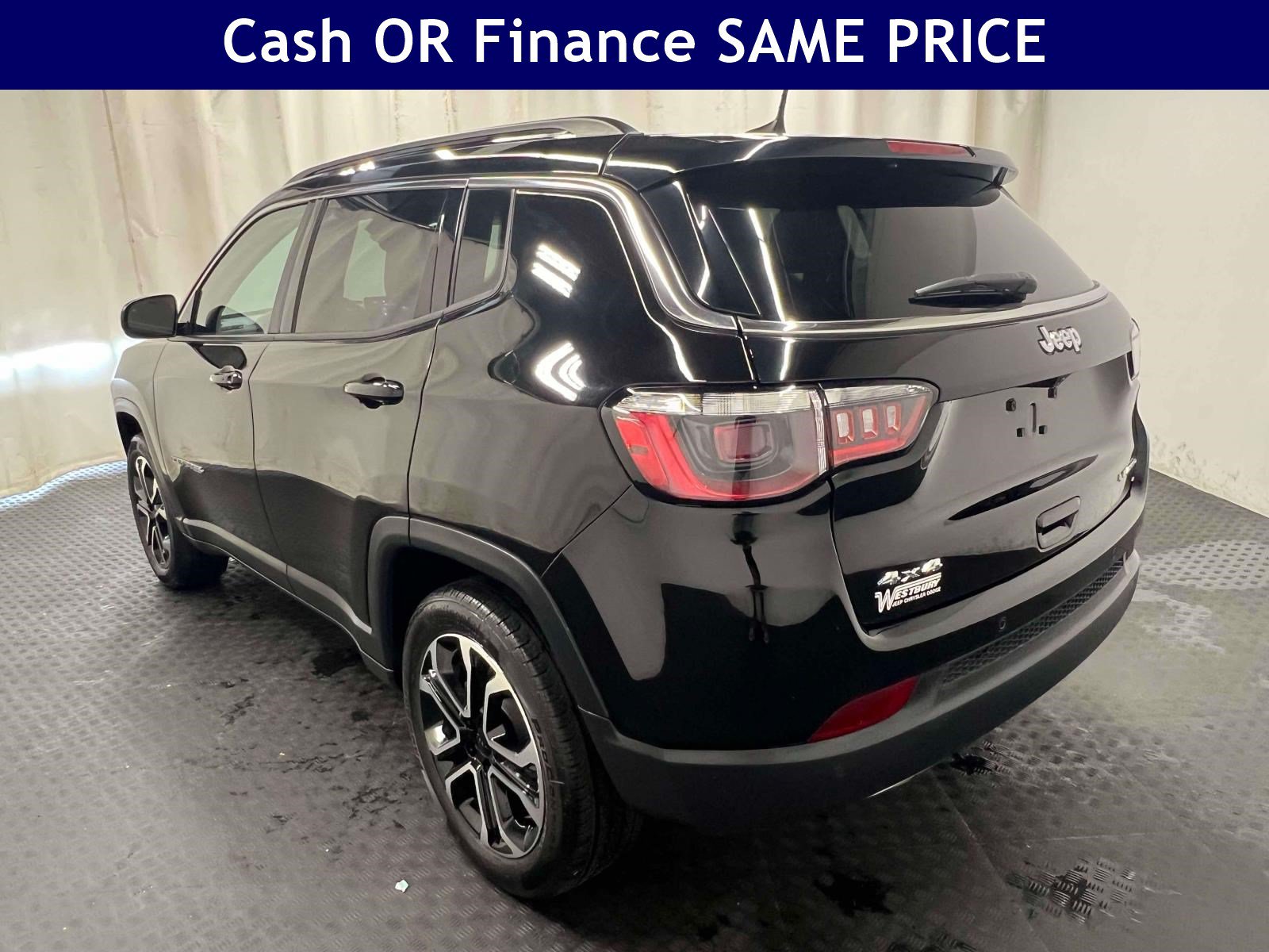 Certified 2023 Jeep Compass Limited AWD/4WD image 9