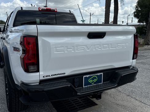 Certified 2024 Chevrolet Colorado Trail Boss w/ LPO, Dark Essentials Package AWD/4WD image 10