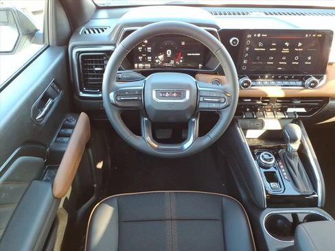 New 2026 GMC Canyon AT4 image 17