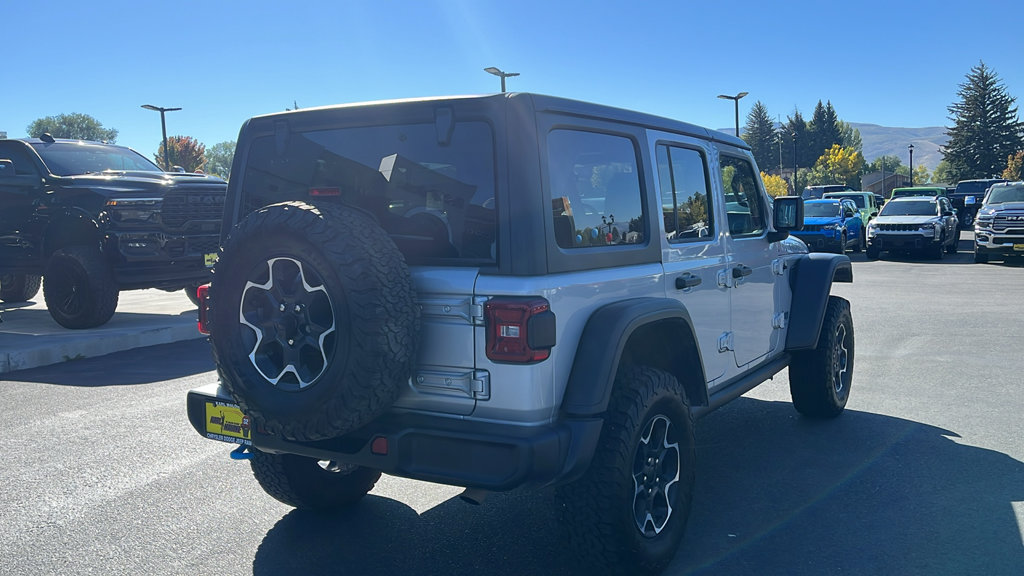 Used 2023 Jeep Wrangler Unlimited Rubicon 4xe w/ Cold Weather Group AWD/4WD image 3