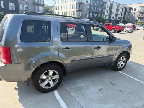 Used 2010 Honda Pilot EX-L image 4