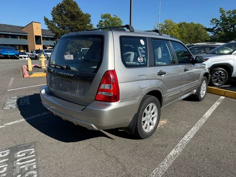 Used 2005 Subaru Forester 2.5XS AWD/4WD image 3