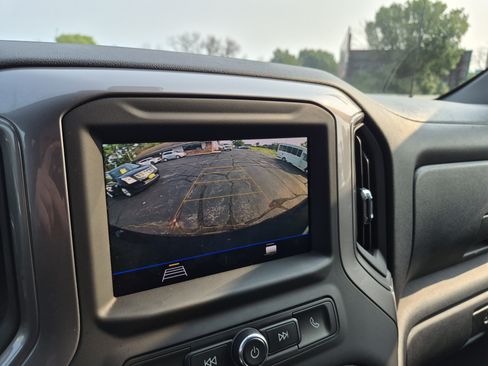Used 2021 Chevrolet Silverado 1500 Custom AWD/4WD image 21