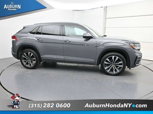 Used 2020 Volkswagen Atlas Cross Sport SEL Premium R-Line AWD/4WD image 19