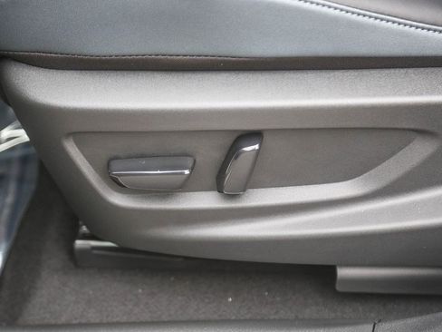 New 2026 Nissan Leaf SV+ w/ Illuminated Package FWD image 22