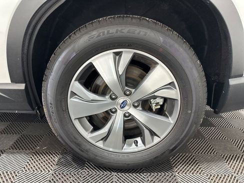 Used 2024 Subaru Ascent Premium w/ Convenience Package image 34