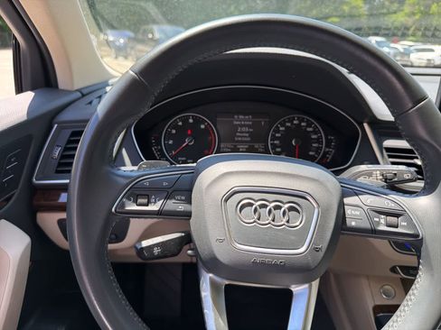 Used 2018 Audi Q5 2.0T Premium Plus w/ Premium Plus Package AWD/4WD image 21